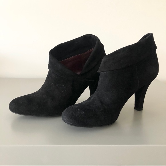 Enzo Angiolini Suede Cuff Ankle Bootie Black - Picture 6 of 10